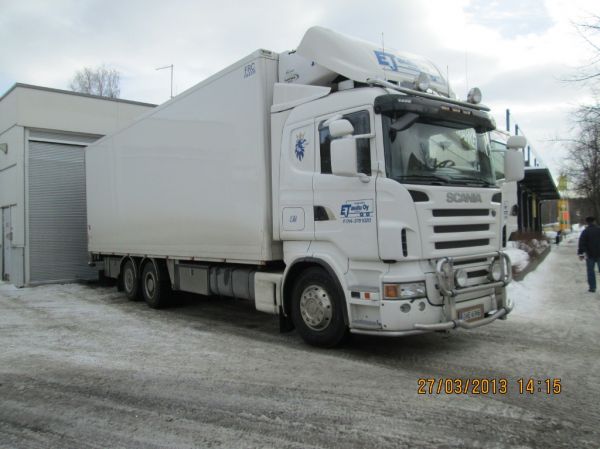 Kuljetusliike E Taulun Scania R500
Valion ajossa oleva Kuljetusliike E Taulu Oy:n Scania R500 maitoauto. 
Avainsanat: Valio Taulu Scania R500