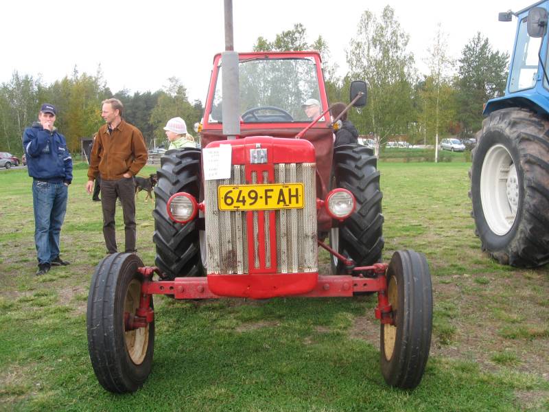 Tuollainen
Haukiputaan traktorinäyttelystä
