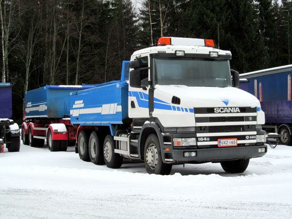 Scania 164 G 480
Miestenpyörä talviteloilla
Avainsanat: Scania