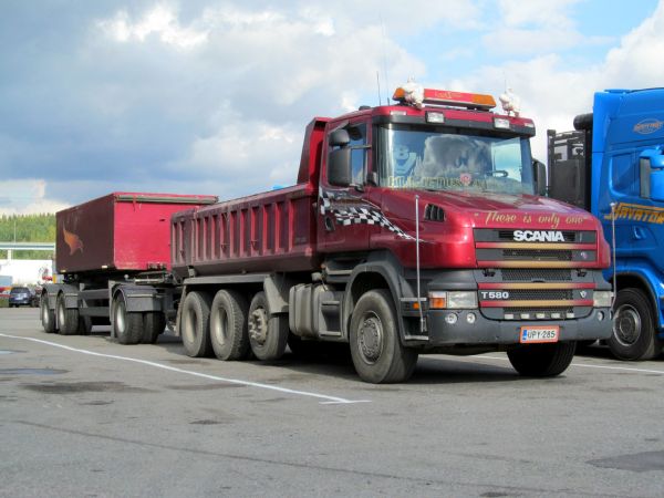 Scania T 580
Kuljetus Laaksonen Oy
Avainsanat: Scania