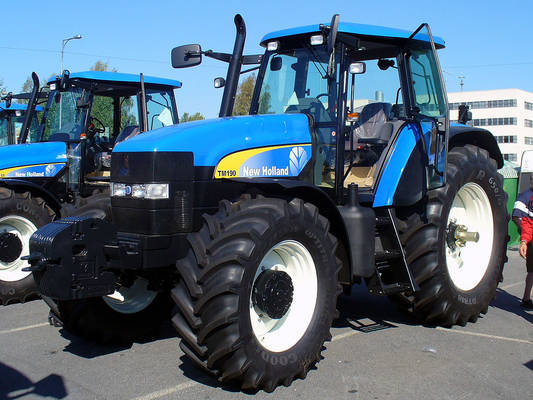 New Holland TM190
New Holland -mallistoa esittelyssä
Avainsanat: new holland tm 190 traktori
