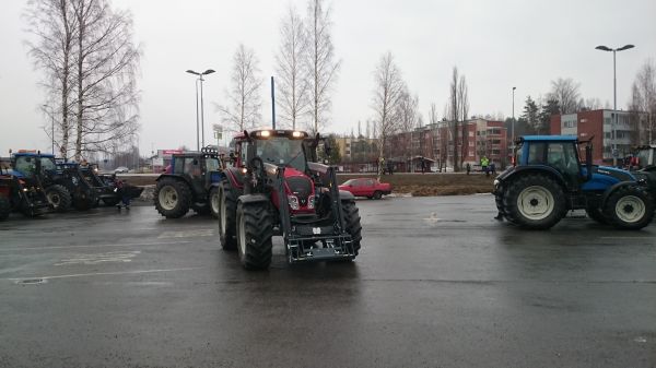 Keuruun traktorien kokoontumisajot
Avainsanat: keuruu kokoontumisajot