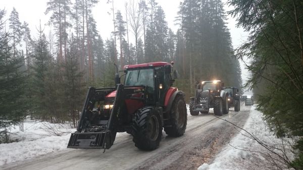 Keuruun traktorien kokoontumisajot
Avainsanat: keuruu kokoontumisajot