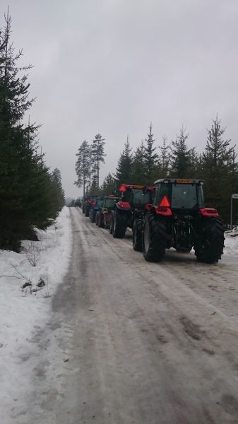 Keuruun traktorien kokoontumisajot
Avainsanat: keuruu kokoontumisajot