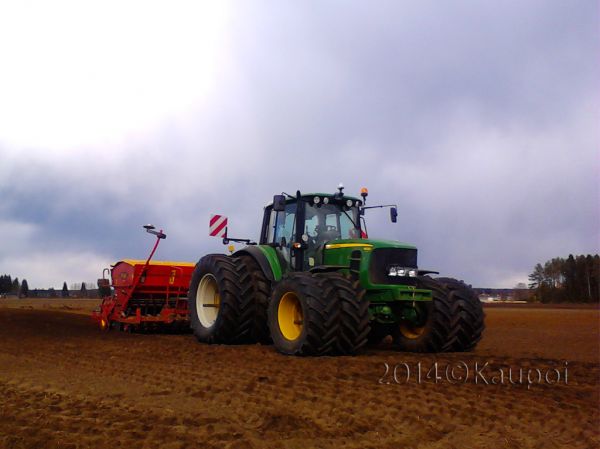 John Deere 6630 ja Rapid 400 C
Kylvöjen alotus 3.5.2014.
