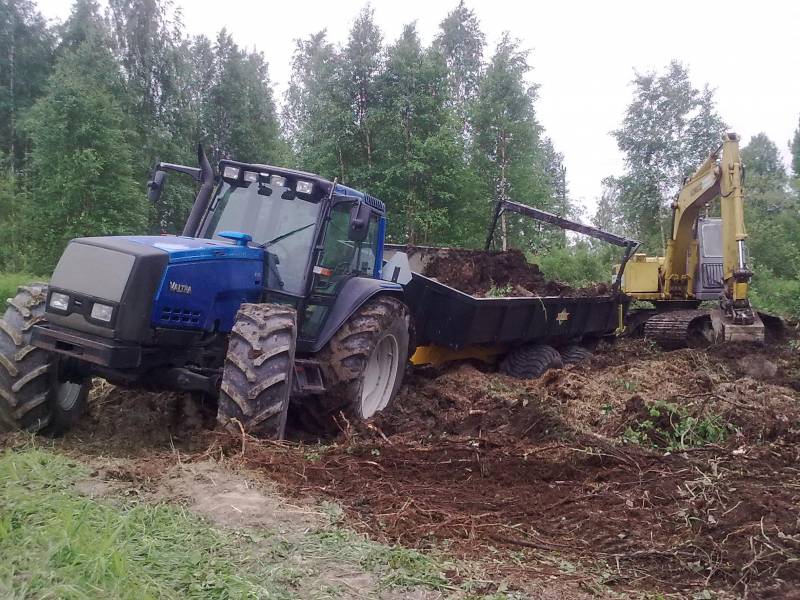 Valtra 8150 & ERT 14 & Kobelco
Eka upotus
Avainsanat: Valtra 8150 ERT