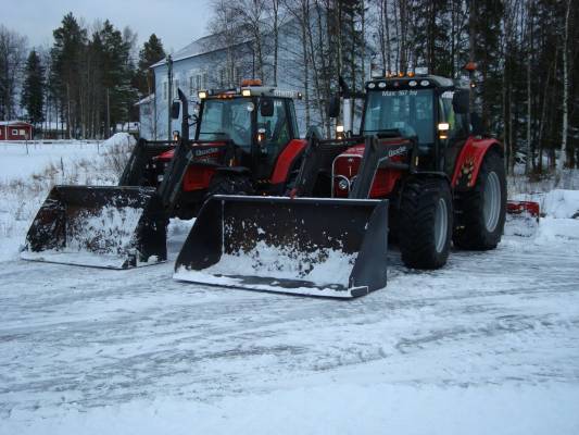 lenkki kierretty
6470, 950 kuikka ja vama ja 6265, 940 kuikka ja vama
Avainsanat: massikka 6470 6265