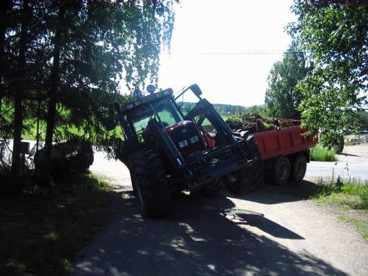 melkein koti asti
alko keulimaan portilla 
Avainsanat: kaato 2009