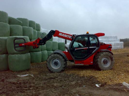 Manitou MLT 735-120lsu
Koeajossa
Avainsanat: Manitou