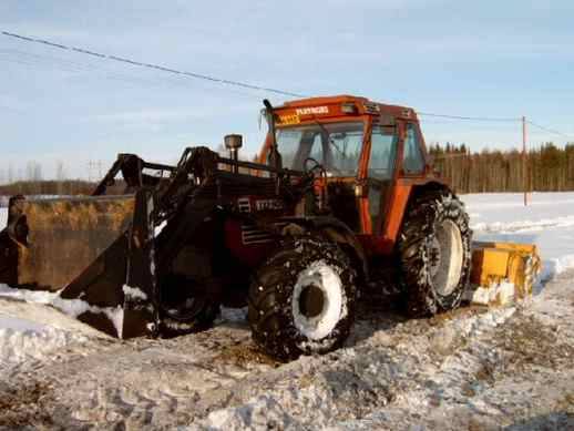 fiat110-90 vm1995 + mericrusher mjs2.5 vm2002
viiatti antaa kaikkensa! 15min välein sai käynnistellä :-)
