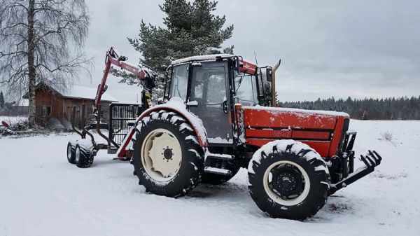 Zetor 9540 ja Patu 597+ Patu 80HD
Odotellaan..
Avainsanat: 9540 Patu