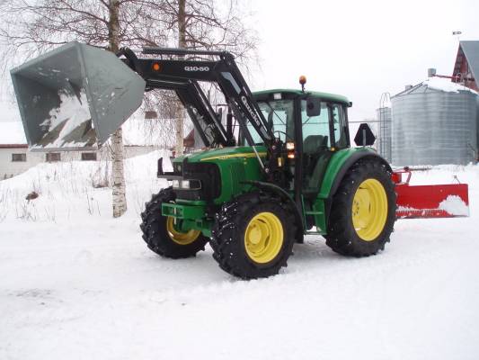 John Deere 6320 se + Vama jh2 
Lumihommia
Avainsanat: John Deere 6320 Vama