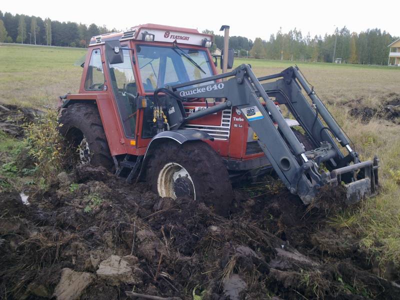 Fiat 80-90
vähä pehmeä oja oli.
Avainsanat: fiat