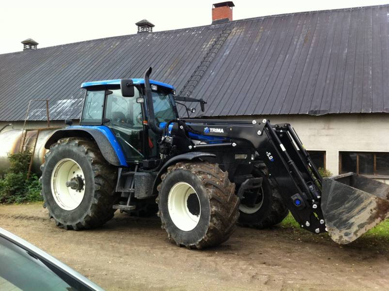 Temmi
TM 175 sai kuormaajan
Avainsanat: Temmi TM 175 new holland nyykkäri 