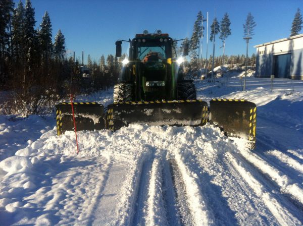 Jd ja TSI U-aura 5m
Äkkinäiset kävi jo lumitöissä
Avainsanat: 5m