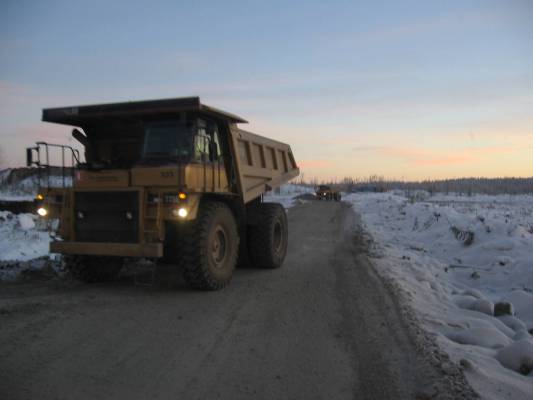 Cat 775E
ja kivi liikkuu
Avainsanat: cat kiviauto talvivaara