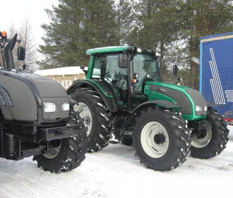 Valtra N111 HiTech
Valtran Kuusamon koeajopäivästä. 
Avainsanat: Valtra n111 n 111 kuusamo