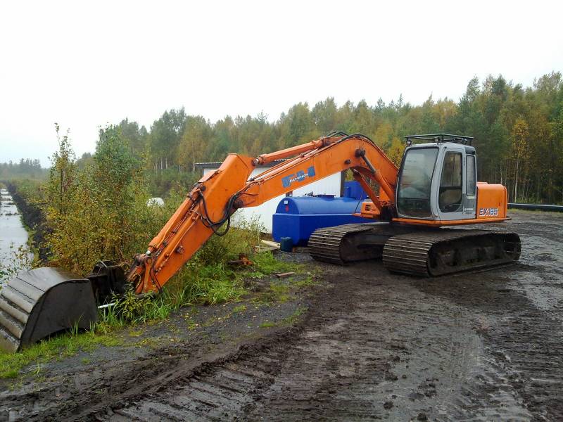 FH EX 165 LC
Avainsanat: FH Fiat-hitachi EX 165