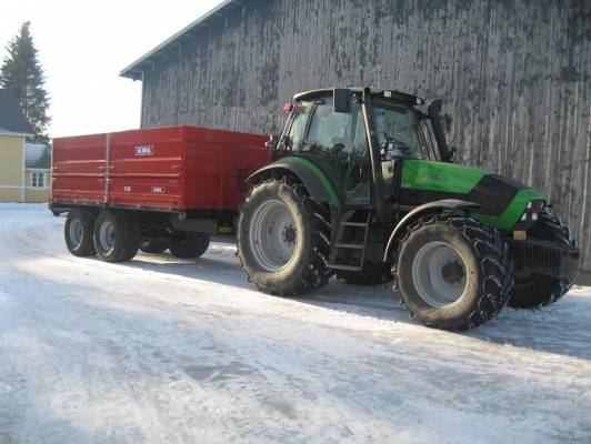 teutsi ja uuet kipat
deutz fahr 140 ja kipa 3150
Avainsanat: deutz fahr kipa