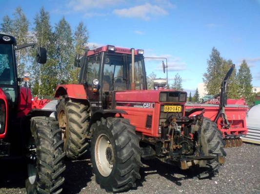 1455xl
Huittisissa myynnissä
Avainsanat: case international ih 1455 xl