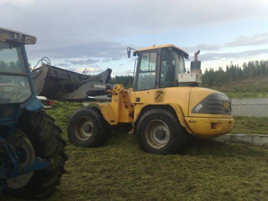 Volvo l45b
siilonpolkua
Avainsanat: polku