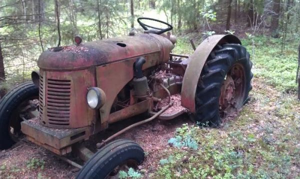 David Brown Cropmaster  1950
Avainsanat: David Brown Cropmaster 1950 -50