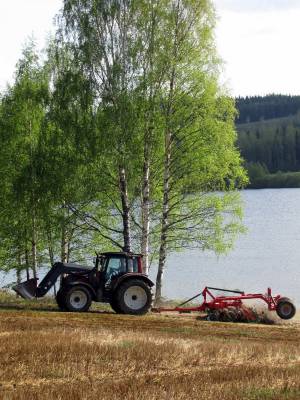 N141 ja Ares XL
Kevään muokkauksia
Avainsanat: N141 Ares