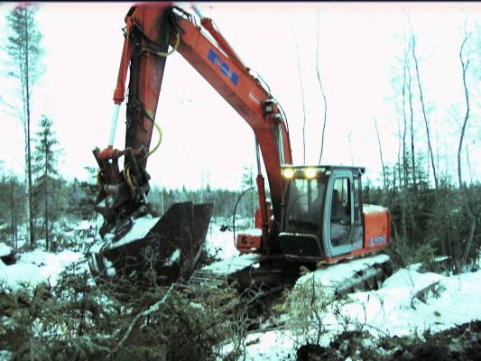 EX 165 hipsu
Tämmöinen työkalu löytyypi pihasta.
Avainsanat: ex 165 hitachi