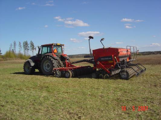 Valtra T190 & Tume
Avainsanat: Valtra