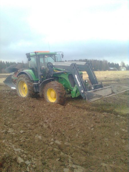 John Deere 7920 ja Ovlacit
Avainsanat: john deere 7920