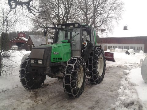 Valtra 6850 HT & VM 250JH
Avainsanat: kones