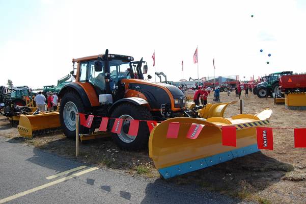 Valtra T202 ja oisko ollu Directi?
OKRA 2010 
Avainsanat: Kones