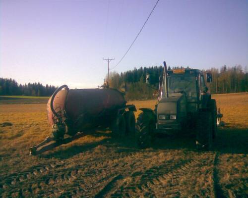 Sontakärry ja Valtra
Avainsanat: kones