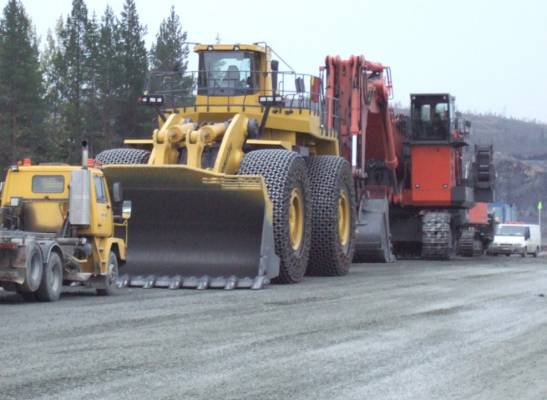 Myyränpelottimia
360T hitachi ja saman kokoluokan komatsu
Avainsanat: Hitachi Komatsu