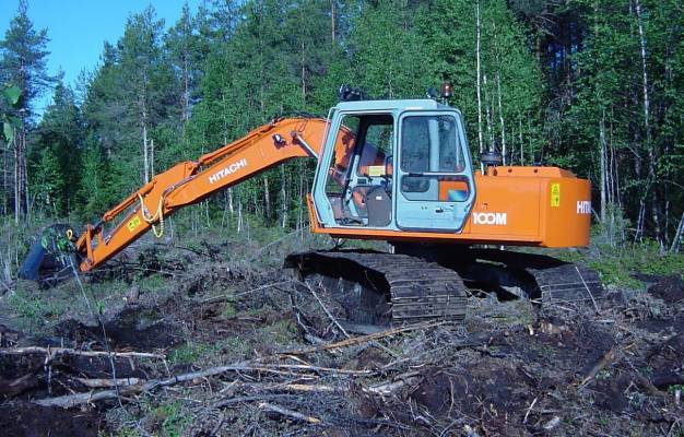 100Mikko mätästystyömaalla
Pistämpä kesäisen kuvan toukokuun lopulta lämmittämään päivää. Silloin reilu +20, nyt toisinpäin.
Avainsanat: 100M 1-sarj