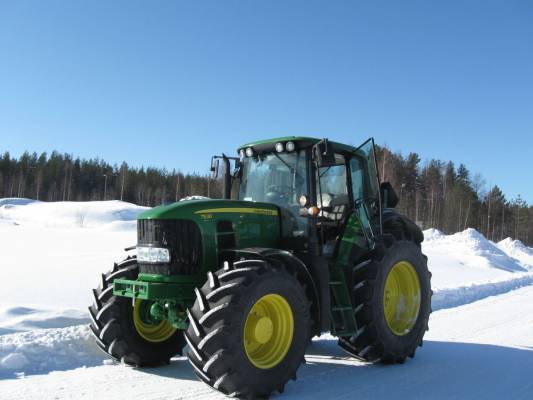 John Deere 7530
Talvi 2010 Jontikka 7530  Ja oli hyvä kone !!
Avainsanat: 7530