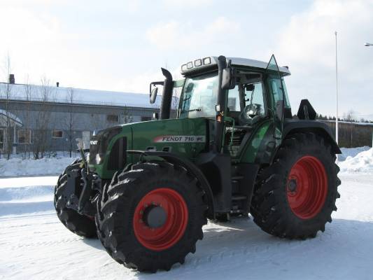 Fendt 716
Talvella 2009 Fendt 716
Avainsanat: 716