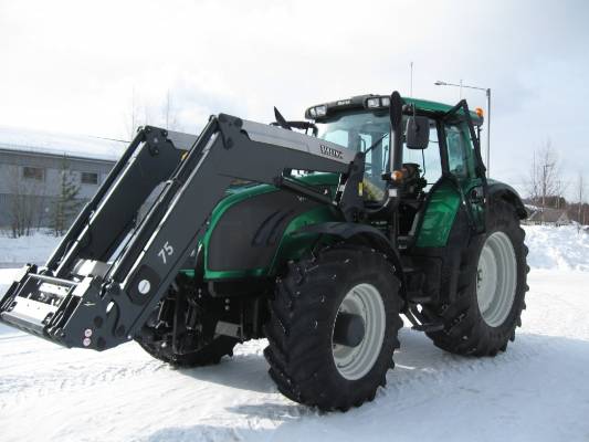 Valtra T162 Versu 
Talvella 2009 Valtra T162
Avainsanat: T162