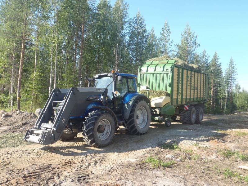 Valtra T190 Krone ZX 450
Valtra T190 Krone ZX 450
Avainsanat: T190