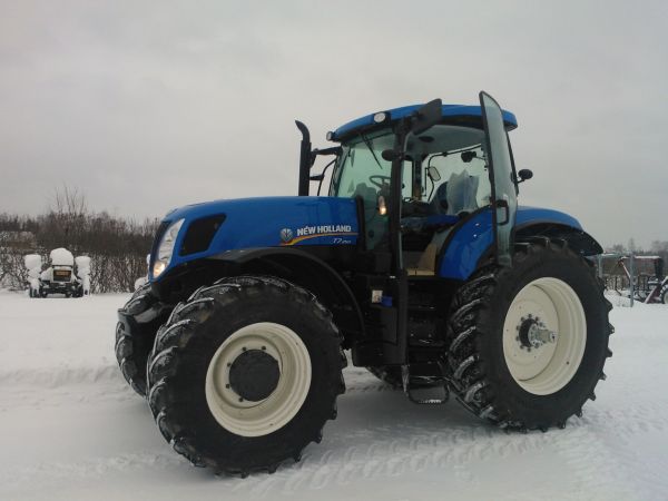 New Holland T7.250
New Holland T 7.250
Avainsanat: 7.250