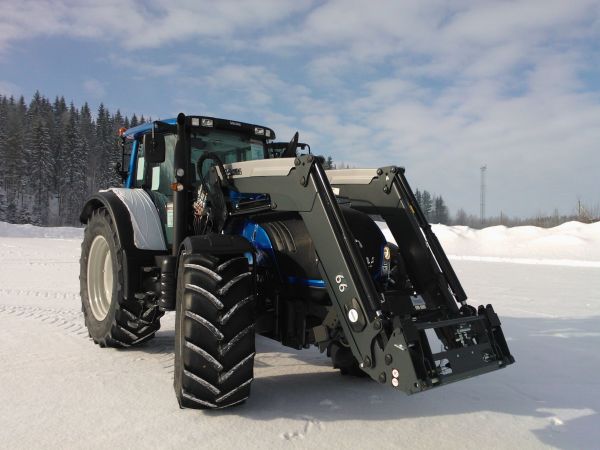 Valtra T162D
Valtra T162D Versu oli paljon huonompi..
Avainsanat: T162