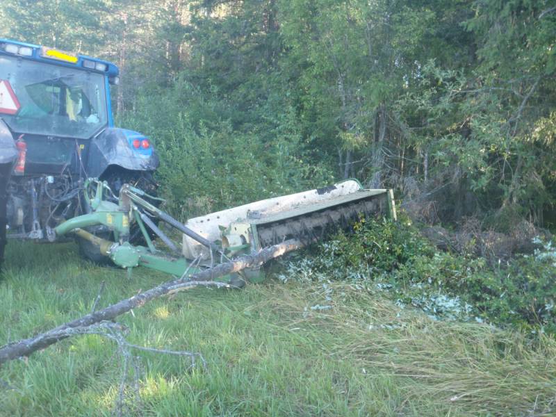 Valtra T160
Vallu ja krone 
Avainsanat: Krone