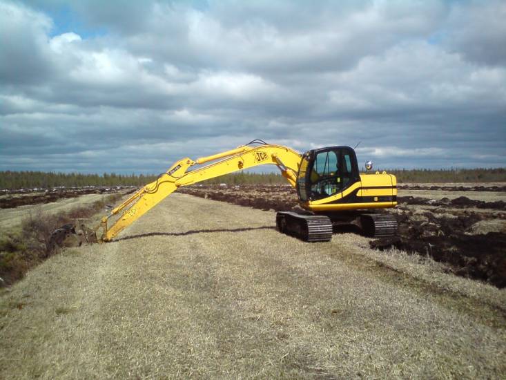 Jcb Js 130
Ojamaitten levitystä uutismailla
Avainsanat: jcb js 130