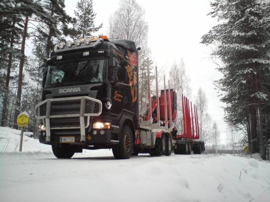 Scania R620
mettään menossa
Avainsanat: scania r620