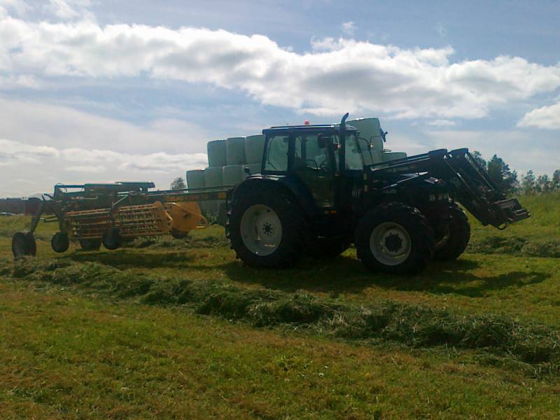 New Holland m100 turbo & Elho v twin
