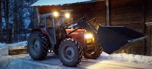 Kotitarveaurauskalusto
Avainsanat: Massey-Ferguson 399