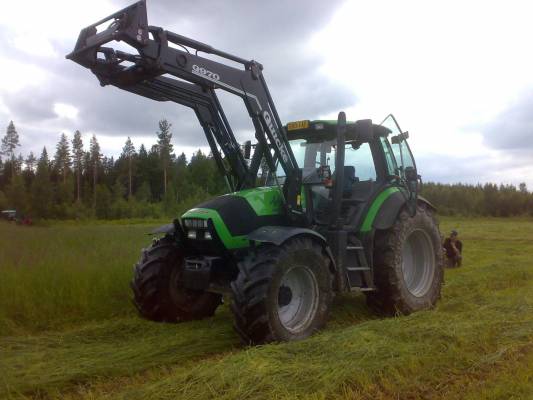 Deutz-Fahr Agrotron 130 Turbo Intercooler, 170 hp
kuva selittää kaikki
Avainsanat: deutz 130