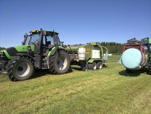 Onliner ja Deutz
Elho Onliner Ultracut ja Deutz-Fahr AT 130
Avainsanat: Onliner Deutz Elho Ultracut