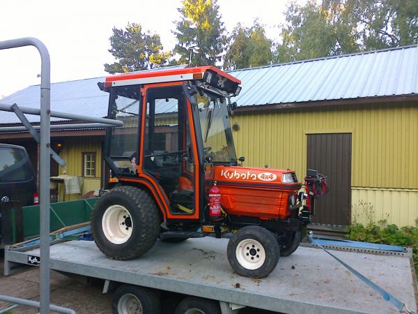 Kubota
Sellanen tekele tälläkertaa
Avainsanat: kubota