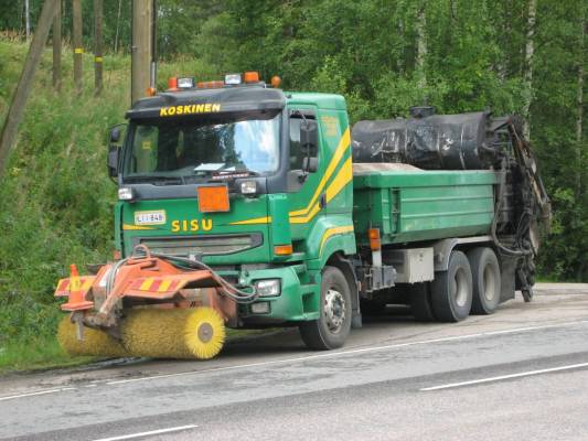 Lemminkäinen SIP/SOP: Sisu E14M ja Savalco HP27
Avainsanat: päällystys sip sop sirotepaikkaus sirotepintaus